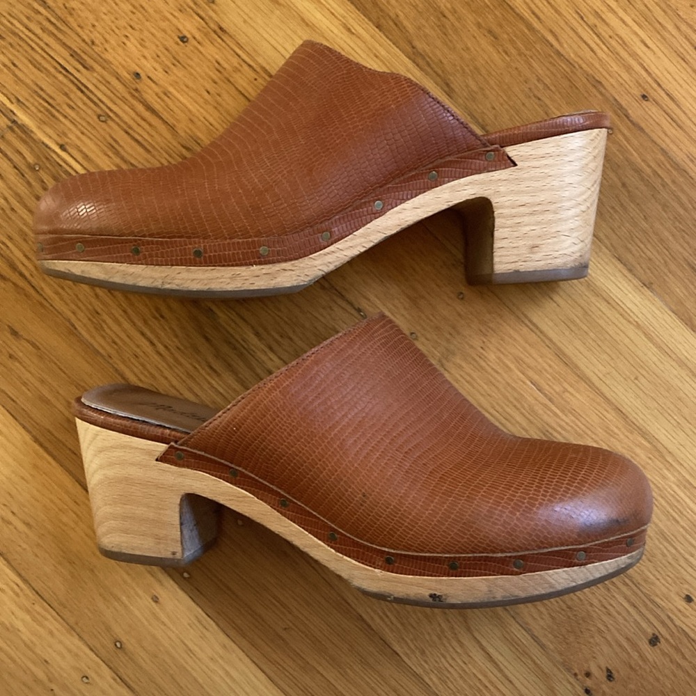Madewell The Ayanna Clog in Lizard Embossed Leather - Picture 7 of 7